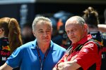 Jean Alesi mit Teamchef Frederic Vasseur (Ferrari) 
