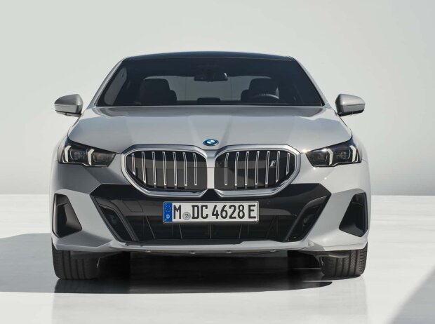 BMW 5er (2023), Frontansicht