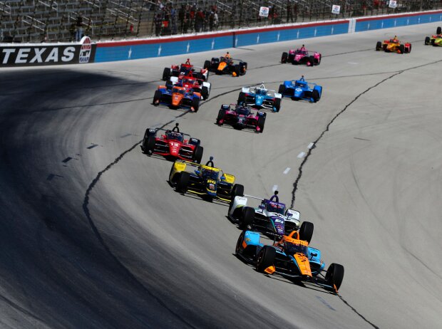 IndyCar-Action auf dem Texas Motor Speedway in Fort Worth 2022