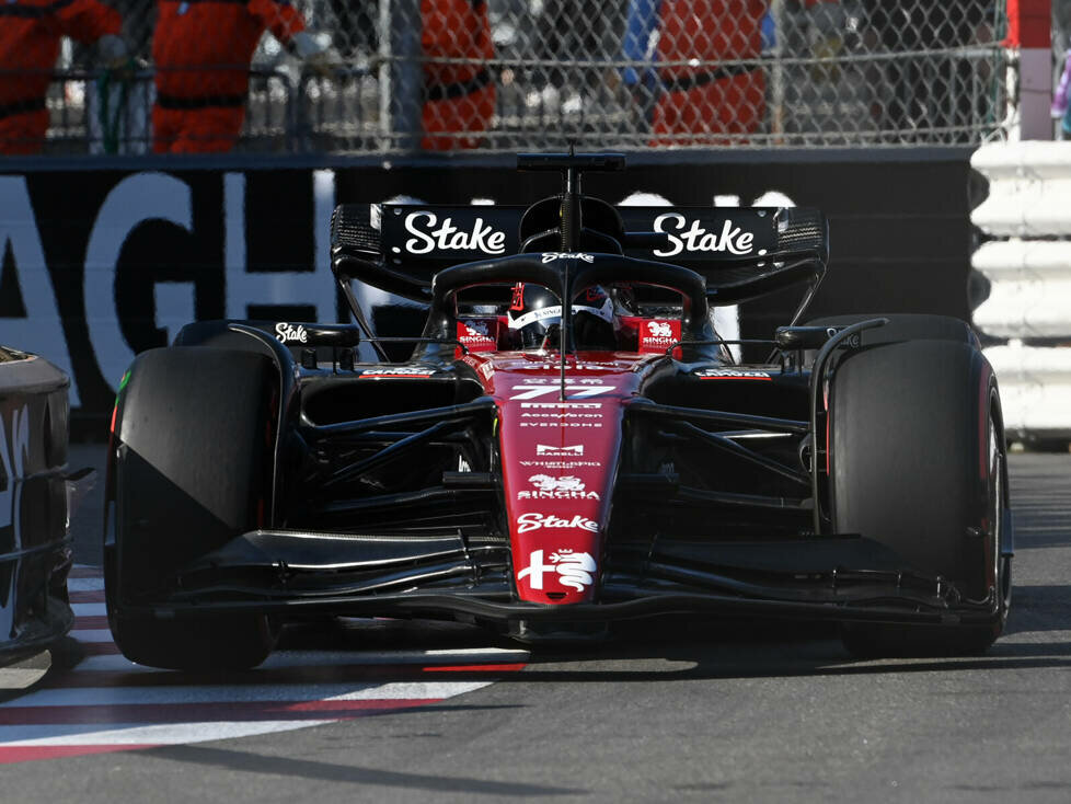 Valtteri Bottas (Alfa Romeo C43) im Training zum Formel-1-Rennen in Monaco 2023