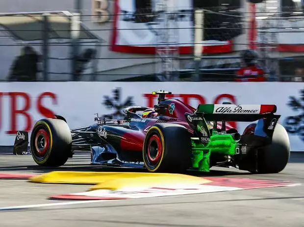 Guanyu Zhou (Alfa Romeo C43) beim Training zum Formel-1-Rennen in Monaco 2023 Titel-Bild zur News: Guanyu Zhou (Alfa Romeo C43) beim Training zum Formel-1-Rennen in Monaco 2023