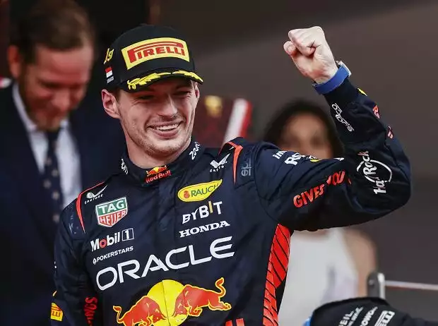 Max Verstappen bejubelt den Sieg beim Formel-1-Rennen in Monaco 2023 Titel-Bild zur News: Max Verstappen bejubelt den Sieg beim Formel-1-Rennen in Monaco 2023