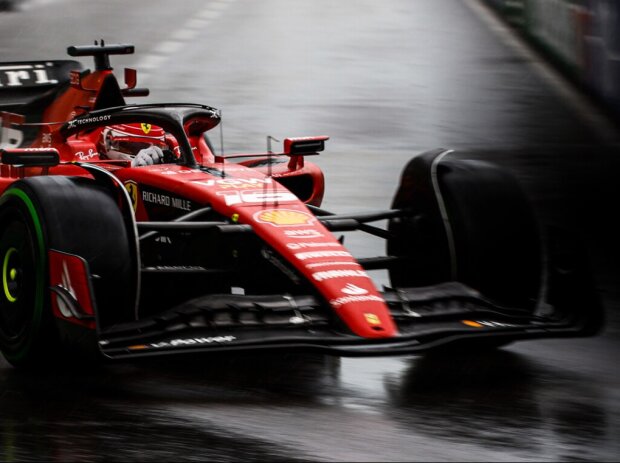 Titel-Bild zur News: Charles Leclerc im Ferrari SF-23 auf Intermediates beim Formel-1-Rennen in Monaco 2023