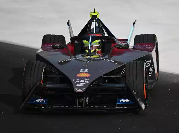 Titel-Bild zur News: Oliver Rowland und Mahindra gehen ab sofort getrennte Wege