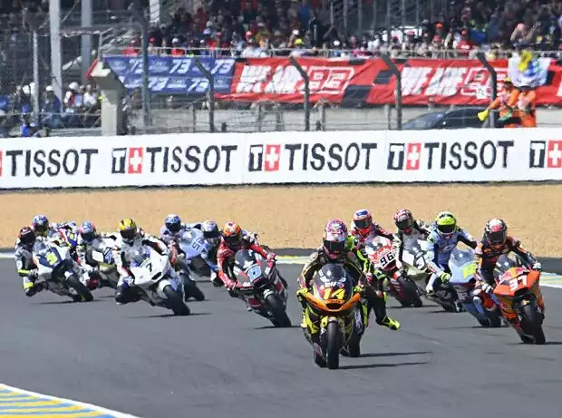 Moto2 Start Titel-Bild zur News: Moto2 Start