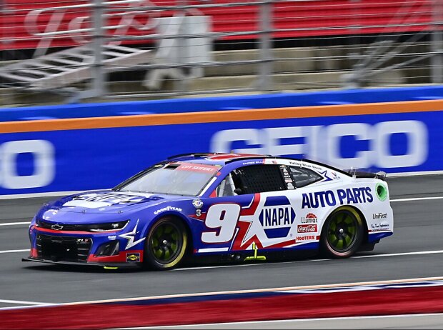 Chase Elliott, Kevin Harvick Chase Elliott, Kevin Harvick