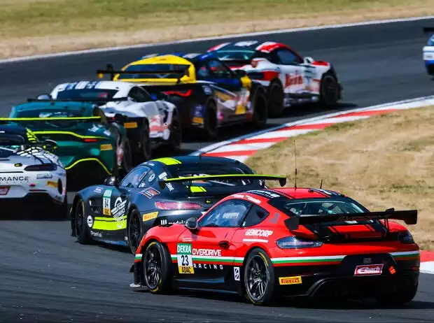 Fahrerlager-Sotrys aus der ADAC GT4 Germany aus Oschersleben kurz zusammengefasst Titel-Bild zur News: Fahrerlager-Sotrys aus der ADAC GT4 Germany aus Oschersleben kurz zusammengefasst