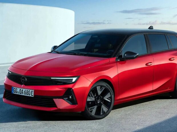 Opel Astra Sports Tourer Electric (2023) Opel Astra Sports Tourer Electric (2023)