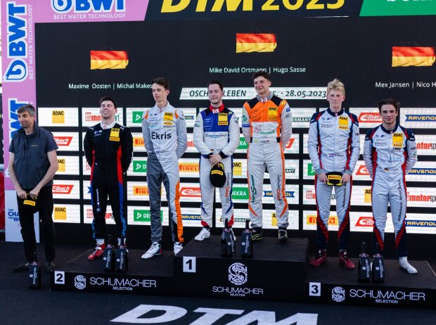 Die GT4-Champions Hugo Sasse und Mike David Ortmann holten den Sieg im Sonntagsrennen Die GT4-Champions Hugo Sasse und Mike David Ortmann holten den Sieg im Sonntagsrennen