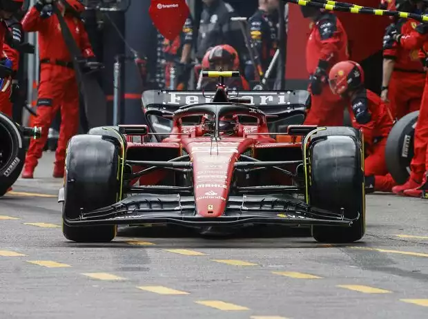 Dieser Boxenstopp auf Mediums brachte Carlos Sainz in Monaco zum Kochen Titel-Bild zur News: Dieser Boxenstopp auf Mediums brachte Carlos Sainz in Monaco zum Kochen