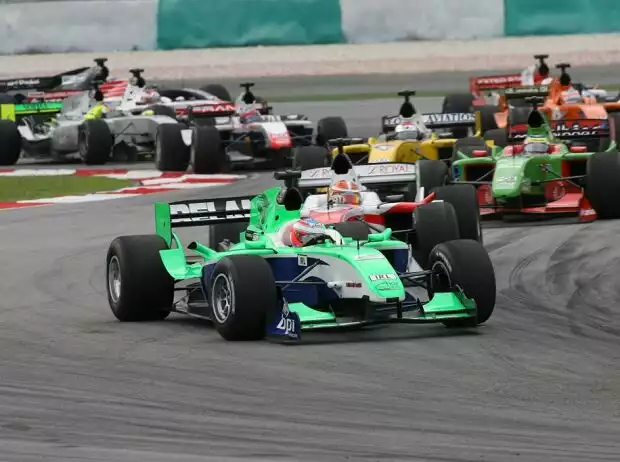 Titel-Bild zur News: Start der A1GP in Sepang 2008