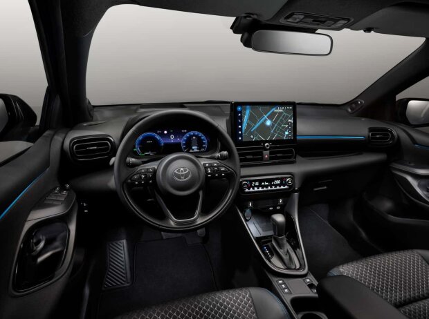 Toyota Yaris (2024) Toyota Yaris (2024)