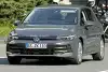 Bild zum Inhalt: VW Golf 8 Facelift (2024) zeigt sich kaum getarnt