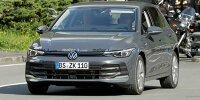 Bild zum Inhalt: VW Golf 8 Facelift (2024) zeigt sich kaum getarnt