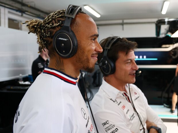 Lewis Hamilton, Toto Wolff Lewis Hamilton, Toto Wolff