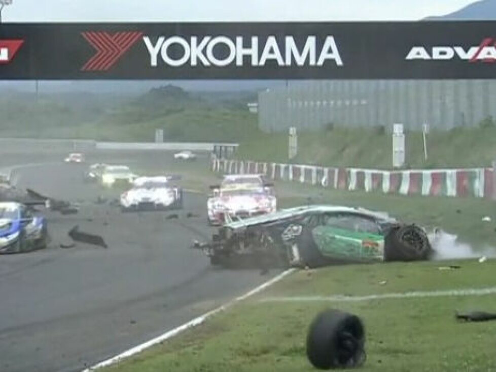 Unfall in der Super GT in Suzuka