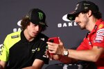 Marco Bezzecchi (VR46) und Francesco Bagnaia (Ducati) 