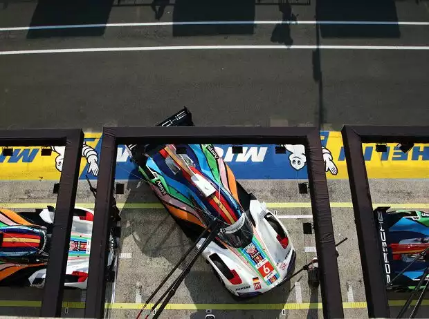 Titel-Bild zur News: Dane Cameron, Michael Christensen, Frederic Makowiecki, Kevin Estre, Andre Lotterer, Laurens Vanthoor, Felipe Nasr, Mathieu Jaminet, Nick Tandy