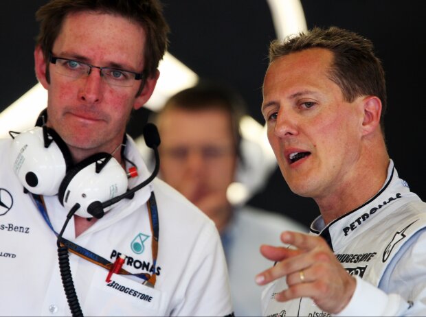 Titel-Bild zur News: Andrew Shovlin und Michael Schumacher