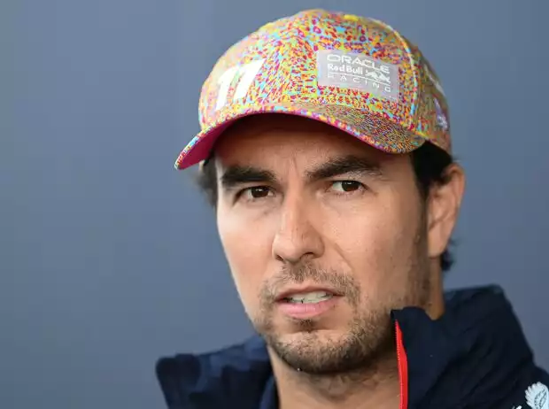 Sergio Perez (Red Bull) vor dem Formel-1-Rennen in Kanada 2023 Titel-Bild zur News: Sergio Perez (Red Bull) vor dem Formel-1-Rennen in Kanada 2023