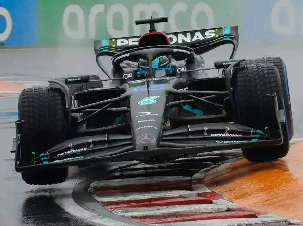 George Russell sieht Mercedes wieder um ein Doppelpodium kämpfen Titel-Bild zur News: George Russell sieht Mercedes wieder um ein Doppelpodium kämpfen