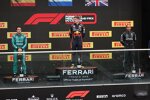 Fernando Alonso (Aston Martin), Max Verstappen (Red Bull) und Lewis Hamilton (Mercedes) 