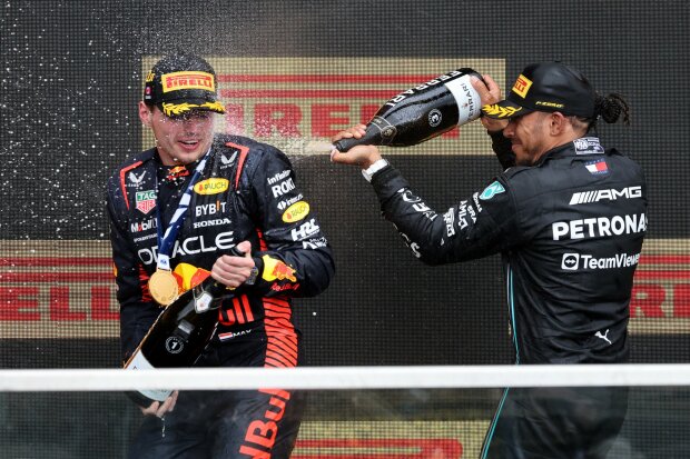 Max Verstappen Lewis Hamilton Red Bull Red Bull F1Mercedes Mercedes F1 ~Max Verstappen (Red Bull) und Lewis Hamilton (Mercedes) ~ Max Verstappen Lewis Hamilton Red Bull Red Bull F1Mercedes Mercedes F1 ~Max Verstappen (Red Bull) und Lewis Hamilton (Mercedes) ~