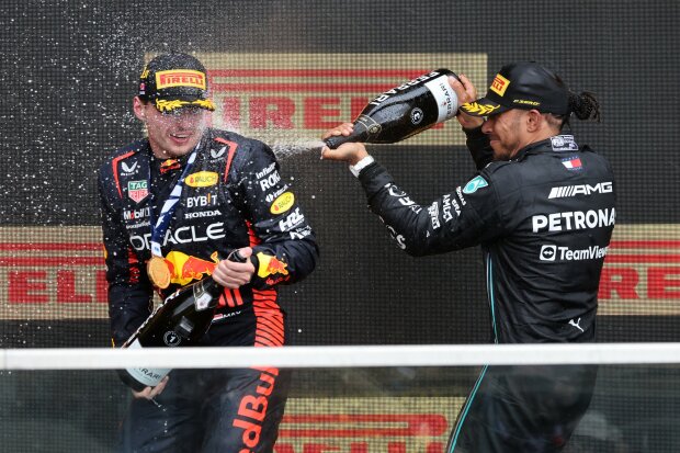 Max Verstappen Lewis Hamilton Red Bull Red Bull F1Mercedes Mercedes F1 ~Max Verstappen (Red Bull) und Lewis Hamilton (Mercedes) ~ Max Verstappen Lewis Hamilton Red Bull Red Bull F1Mercedes Mercedes F1 ~Max Verstappen (Red Bull) und Lewis Hamilton (Mercedes) ~