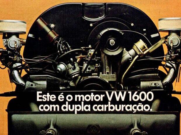 Ab 1976 wurde das Modell serienmäßig mit zwei Vergasern ausgestattet Ab 1976 wurde das Modell serienmäßig mit zwei Vergasern ausgestattet