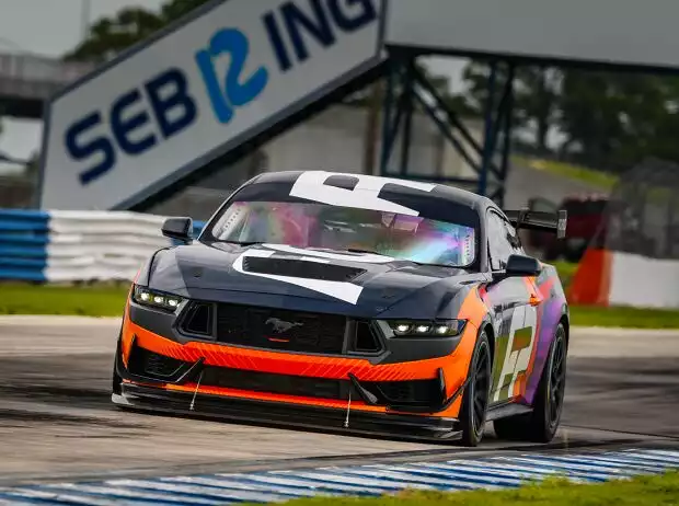 Ford Mustang GT4 Titel-Bild zur News: Ford Mustang GT4