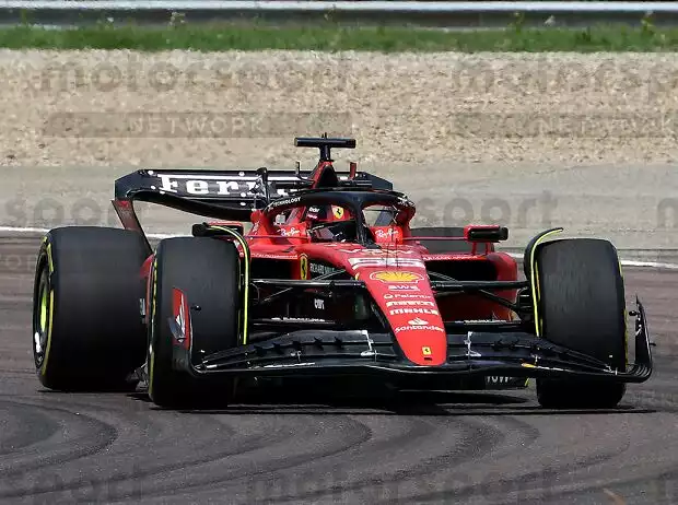 Carlos Sainz (Ferrari SF-23) bei einem Filmtag in Fiorano Titel-Bild zur News: Carlos Sainz (Ferrari SF-23) bei einem Filmtag in Fiorano