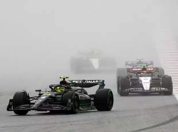 Titel-Bild zur News: Lewis Hamilton, Yuki Tsunoda, Pierre Gasly