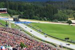 Guanyu Zhou (Alfa Romeo), Esteban Ocon (Alpine) und Sergio Perez (Red Bull) 