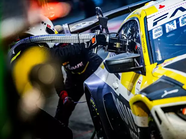 Rowe Racing wäre der Sieg fast durch ein Problem beim Nachtanken entglitten Titel-Bild zur News: Rowe Racing wäre der Sieg fast durch ein Problem beim Nachtanken entglitten