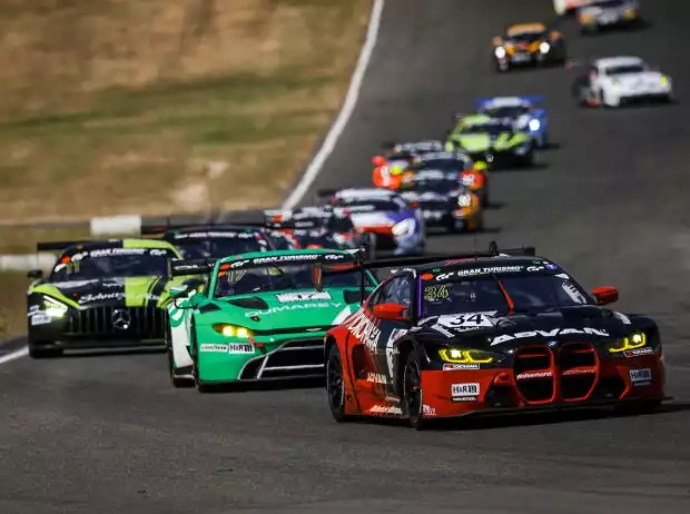 NLS-Action auf dem Nürburgring Titel-Bild zur News: NLS-Action auf dem Nürburgring