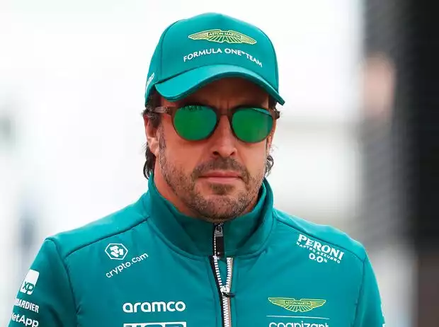 Fernando Alonso am Medientag vor dem Formel-1-Rennwochenende in Silverstone 2023 Titel-Bild zur News: Fernando Alonso am Medientag vor dem Formel-1-Rennwochenende in Silverstone 2023
