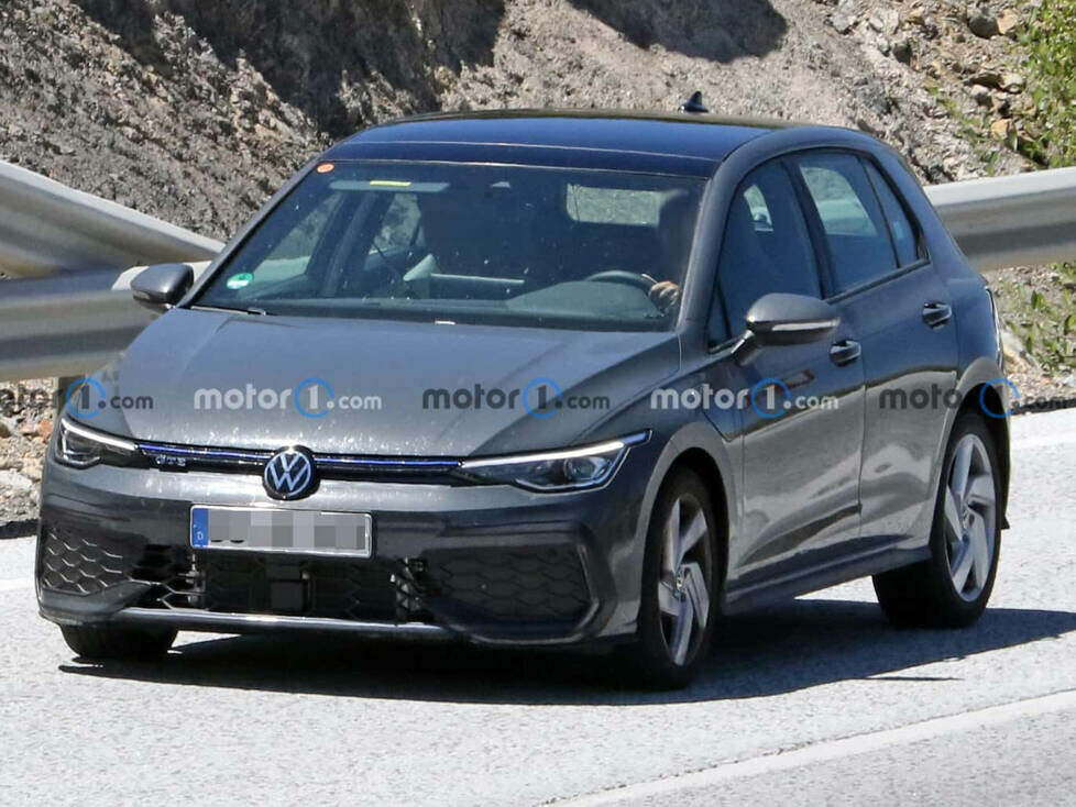 Spionagefoto des Volkswagen Golf GTE Facelifts 2024