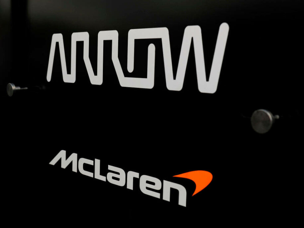 Logo: Arrow McLaren