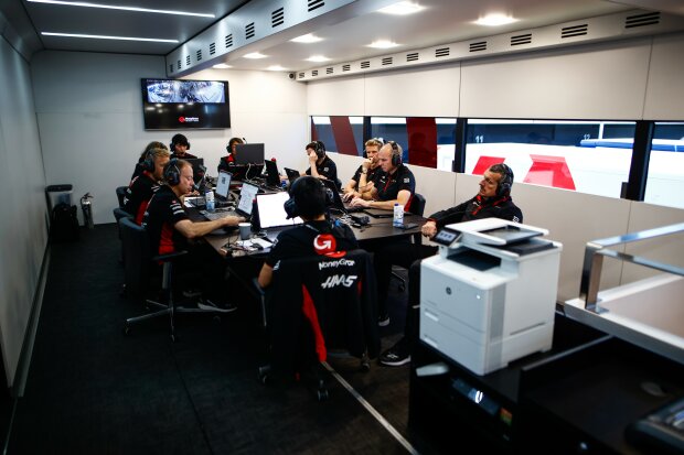 Kevin Magnussen Nico Hülkenberg Haas Haas F1 ~Kevin Magnussen (Haas) und Nico Hülkenberg (Haas) ~ 