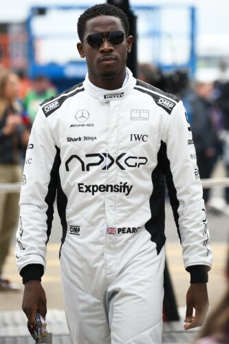 ~Schauspieler Damson Idris als Joshua Pearce~ ~Schauspieler Damson Idris als Joshua Pearce~