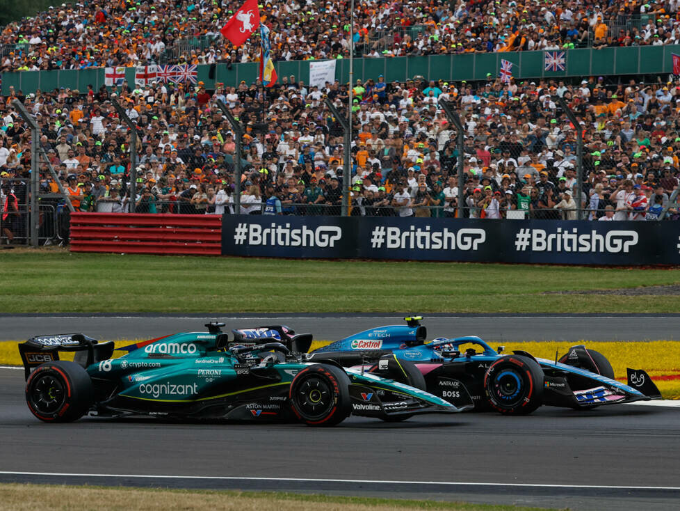 Pierre Gasly (Alpine A523) und Lance Stroll (Aston Martin AMR23) beim Formel-1-Rennen in Silverstone 2023