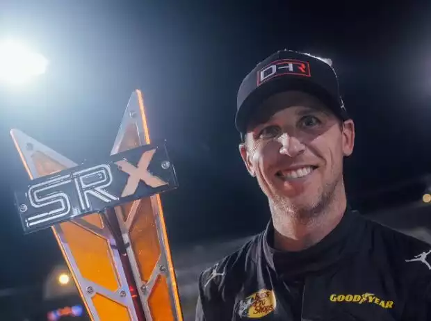 Denny Hamlin Titel-Bild zur News: Denny Hamlin