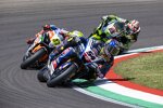 Toprak Razgatlioglu vor Axel Bassani und Jonathan Rea