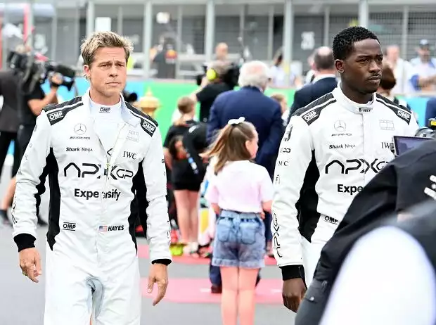 Brad Pitt und Damson Idris bei den Dreharbeiten zum neuen Formel-1-Film Titel-Bild zur News: Brad Pitt und Damson Idris bei den Dreharbeiten zum neuen Formel-1-Film