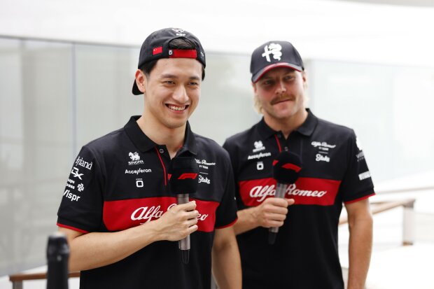 Guanyu Zhou Valtteri Bottas ~Guanyu Zhou (Alfa Romeo) und Valtteri Bottas (Alfa Romeo) ~ Guanyu Zhou Valtteri Bottas ~Guanyu Zhou (Alfa Romeo) und Valtteri Bottas (Alfa Romeo) ~
