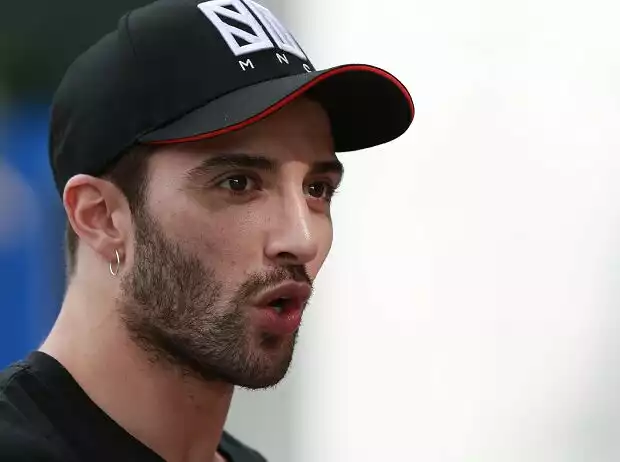 Andrea Iannone Titel-Bild zur News: Andrea Iannone