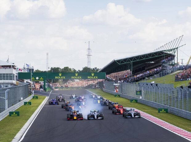 Titel-Bild zur News: Startphase beim Formel-1-Rennen auf dem Hungaroring bei Budapest