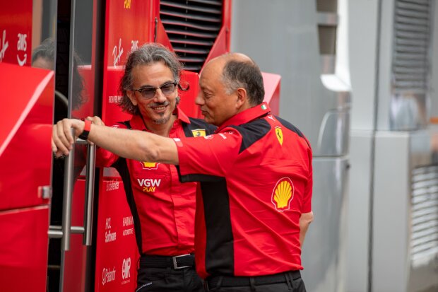 Ferrari Ferrari F1 ~Laurent Mekies mit Frederic Vasseur (Ferrari) ~ Ferrari Ferrari F1 ~Laurent Mekies mit Frederic Vasseur (Ferrari) ~