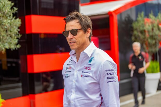 Toto Wolff  ~Toto Wolff ~ 