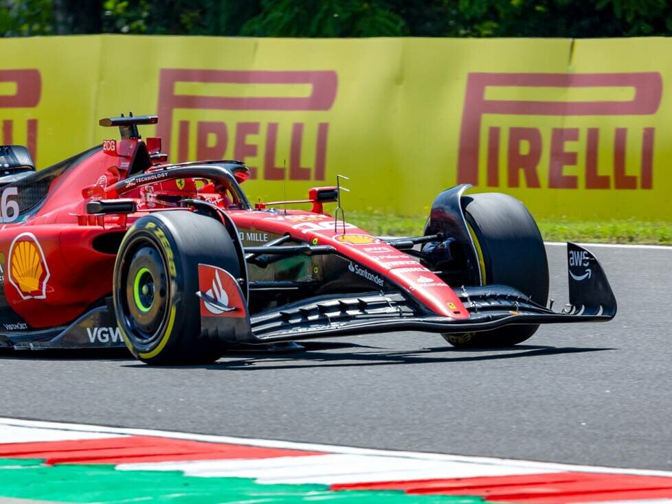 Charles Leclerc im Ferrari SF-23 beim Formel-1-Rennen in Ungarn 2023